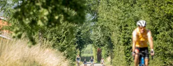 A vélo dans le Beaujolais © etienne_ramousse_destination_beaujolais