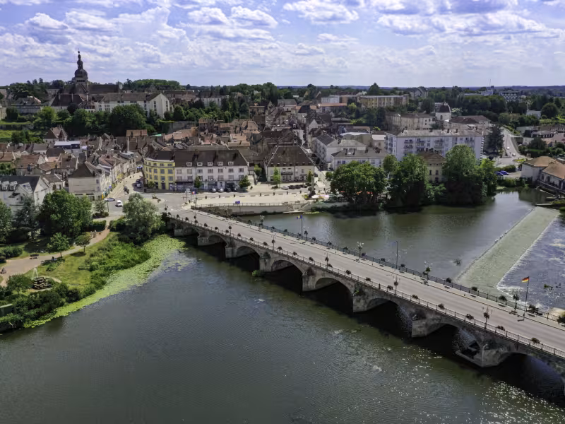 Vue aérienne de Gray-sur-Saône