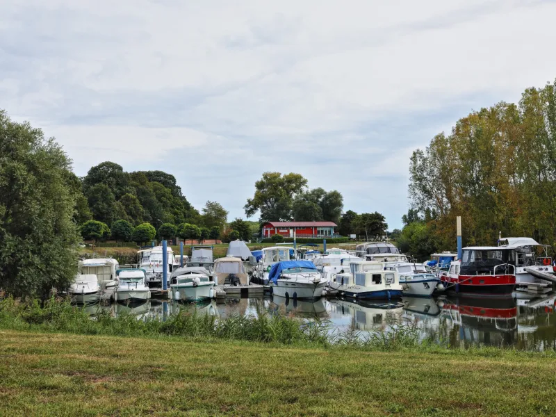 Le port de Seurre