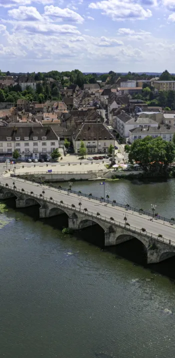 Vue aérienne de Gray-sur-Saône