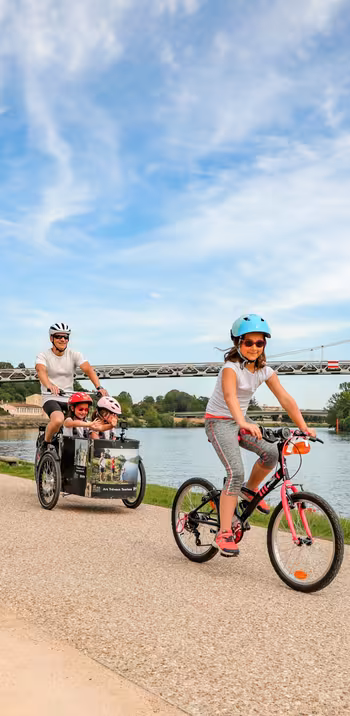 Balade à vélo sur La Voie Bleue