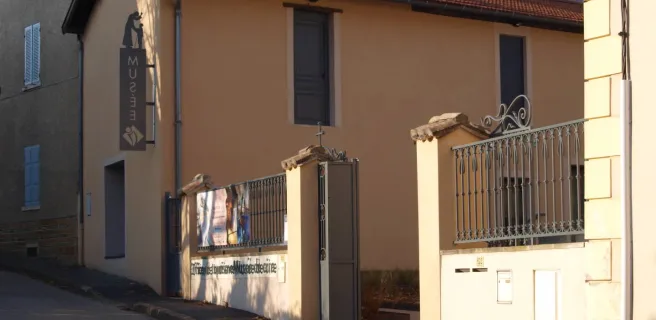 Office de Tourisme Ars Trévoux - Bureau d'information touristique d'Ars-sur-Formans