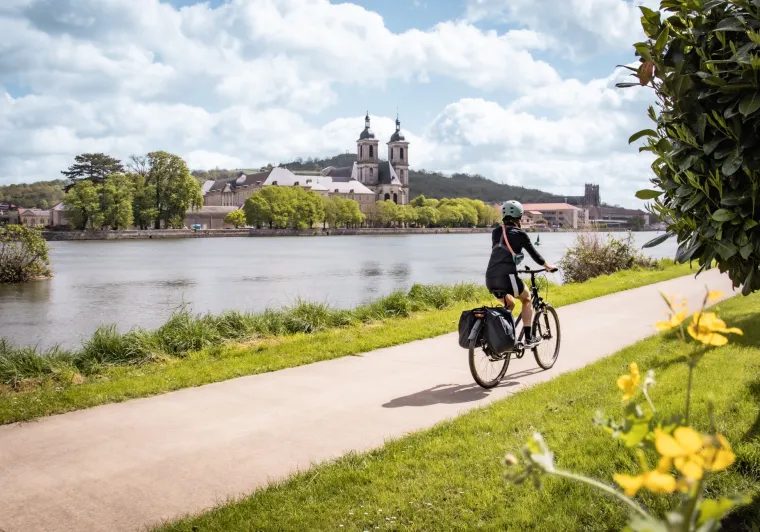 La Voie Bleue à Pont-à-Mousson Vue Abbaye des Prémontrés