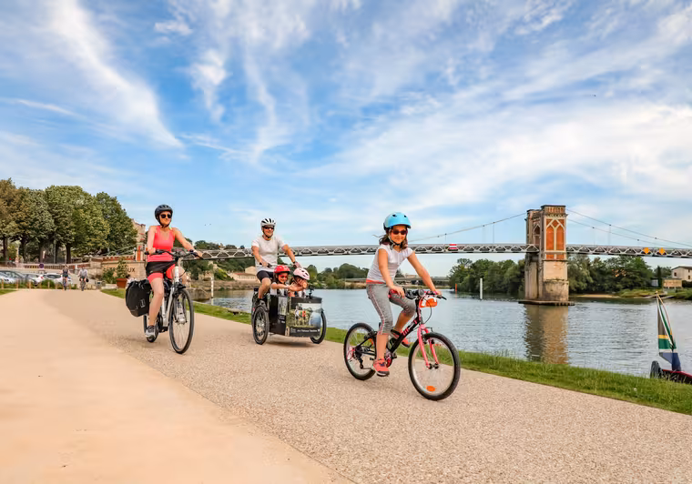 Balade à vélo sur La Voie Bleue
