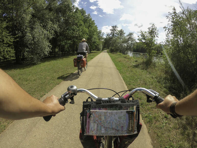 Les guides vélo de La Voie Bleue