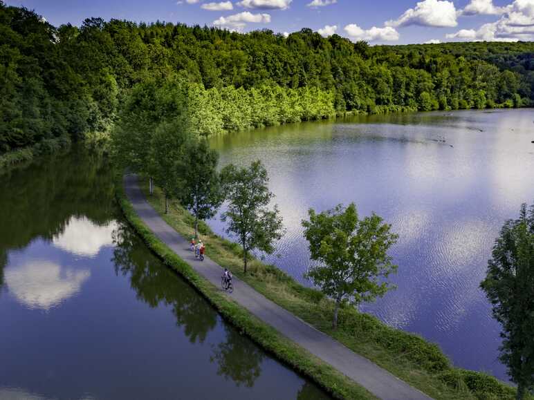 Sérénité et évasion au fil de l’eau